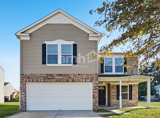 8465 Wanda Lake Dr, Camby, IN 46113
