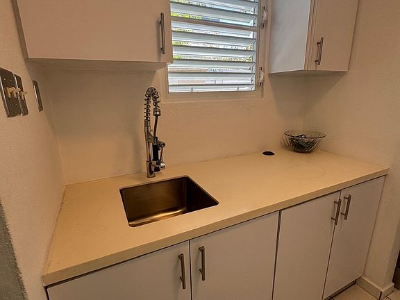 5th image of 325 Avenida Isla Verde