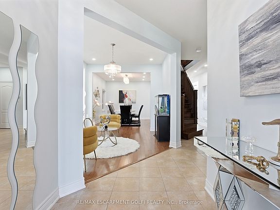 4th image of 59 Greti Dr