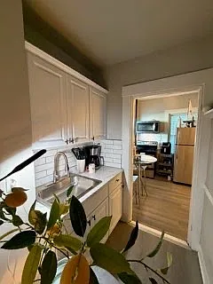 112 W School St #1R — Photo 5