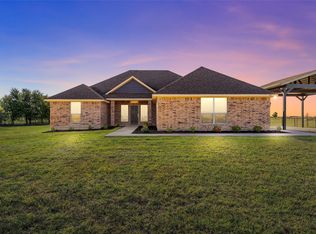 85 Grellhesl Rd, West, TX 76691