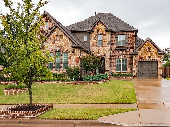 2nd image of 9813 Broiles Ln