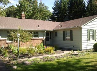 220 Deer Trail Ave, Canfield, OH 44406