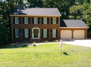 1911 Geyser Trce, Lawrenceville, GA 30044