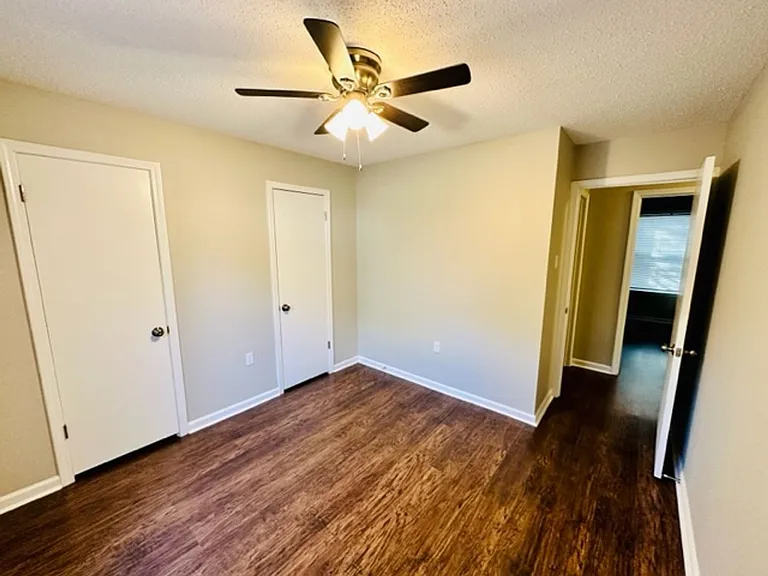6655 Hartford Dr — Photo 7