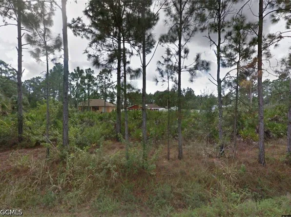 3217 21st St W, Lehigh Acres, FL 33971