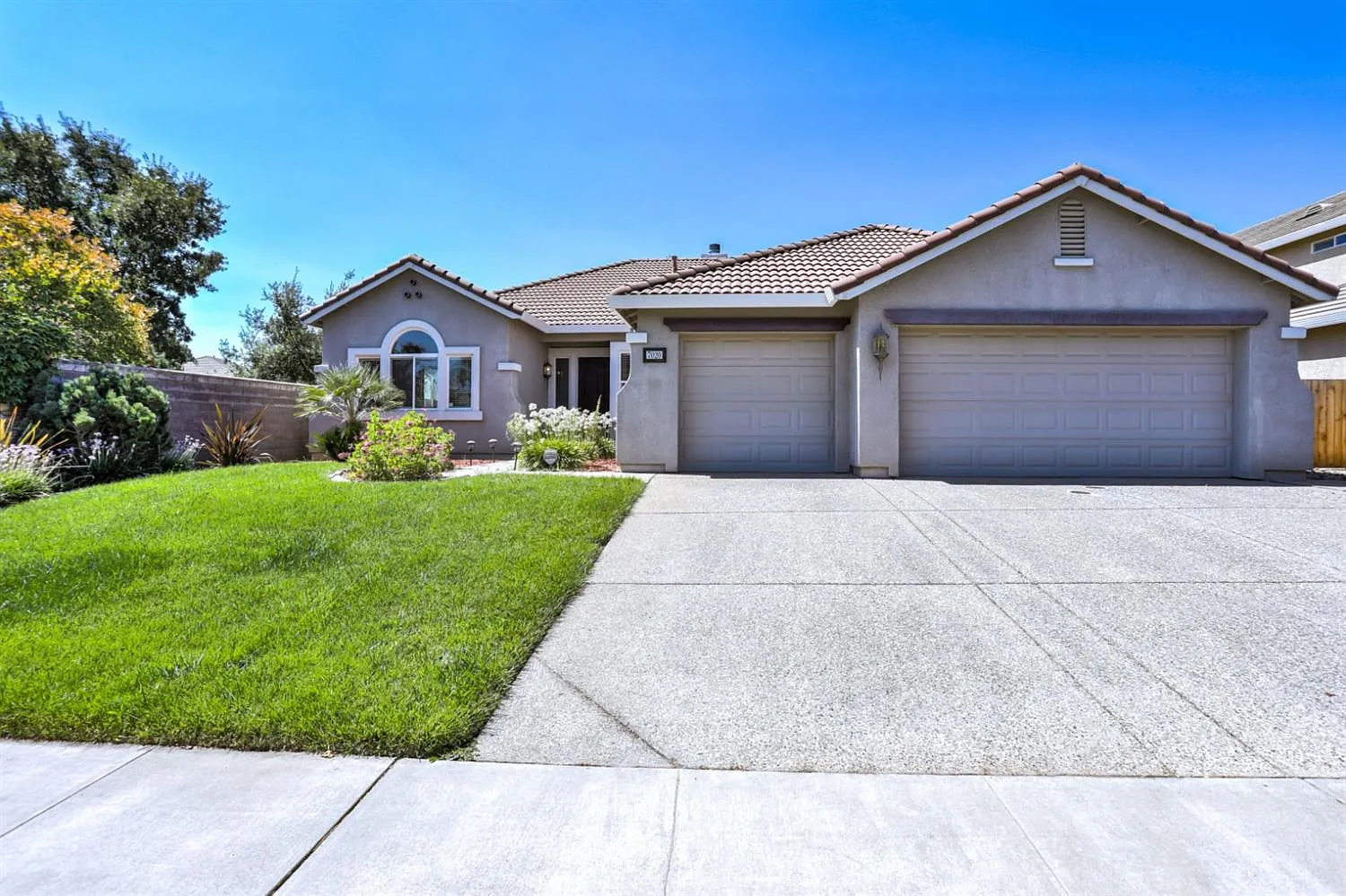 7020 Rawley Way photo 1