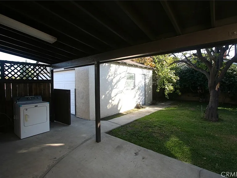 9968 Daines Dr — Photo 43