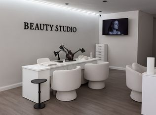 137-135 Sunrise Highway - 135 Store Front, Amityville, NY 11701