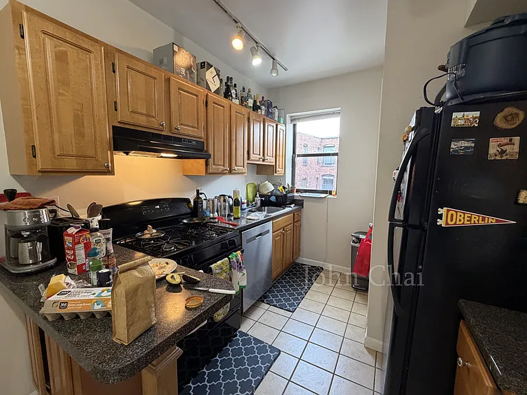 1932 Beacon St #4 — Photo 29