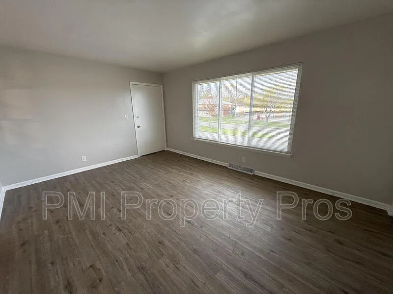 7701 W Hampton Ave #7