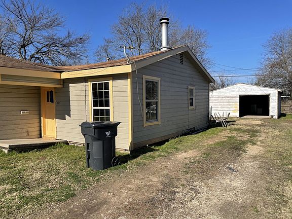 2nd image of 3621 Windsor Ave