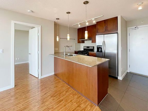4th image of 7088 Salisbury Ave #24XX