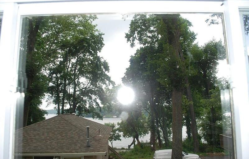 2nd image of 9 Henry St