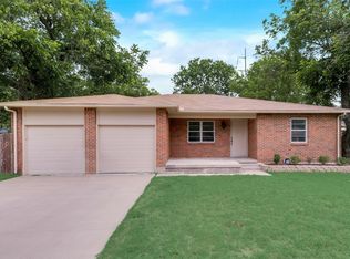 309 E Miller St, Burleson, TX 76028