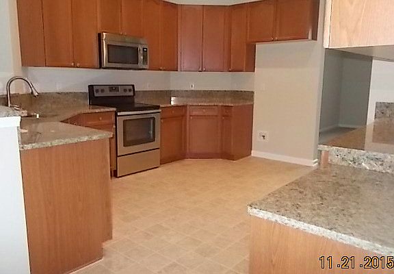 4th image of 3829 E Victoria Lakes Dr