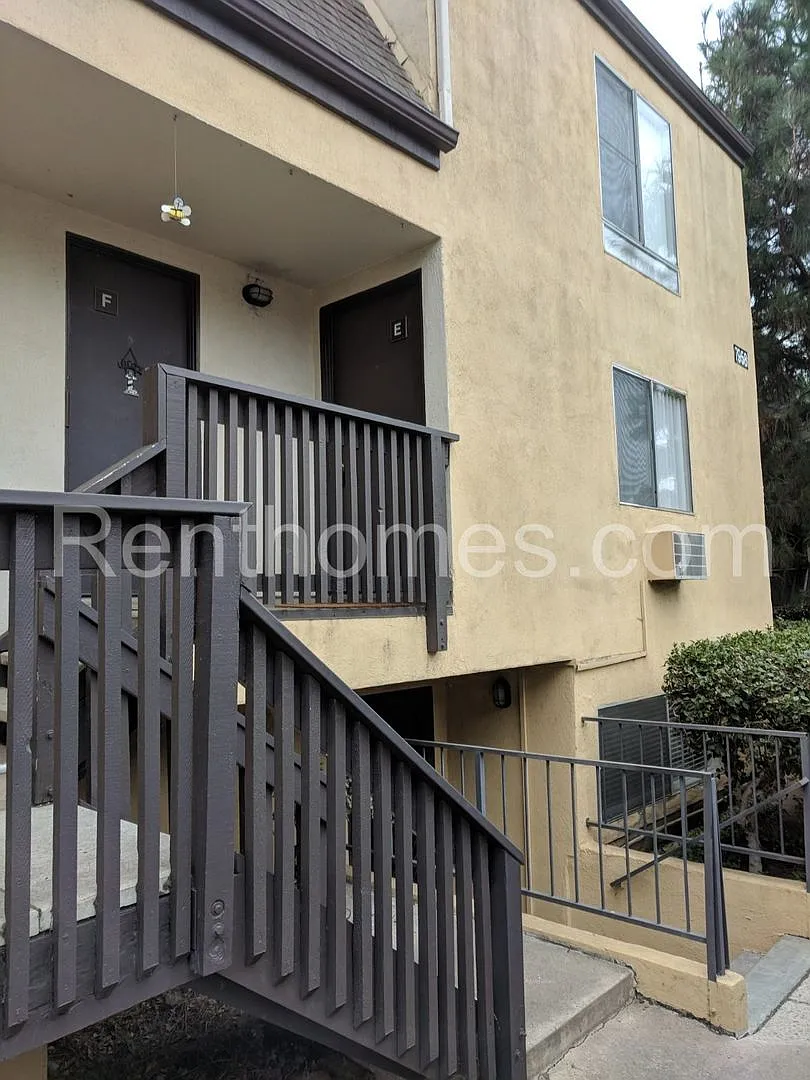 Mission Valley, 7958-E Mission Center Ct, Centrally Located, Community Pool and Spa! — Photo 2