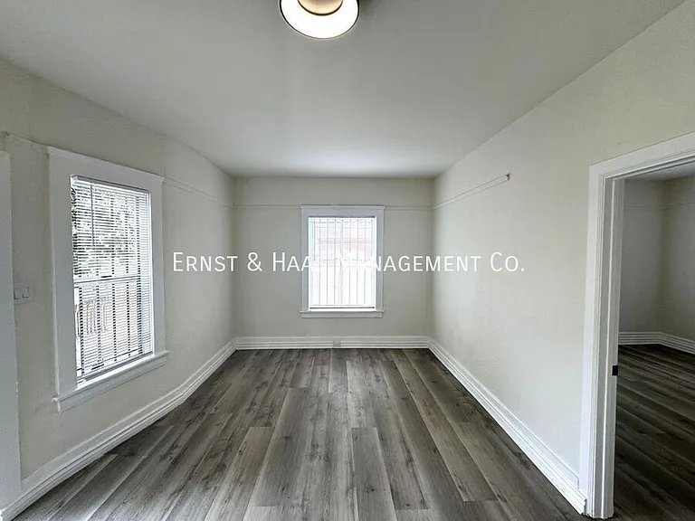 847 Cerritos Ave #9 — Photo 4
