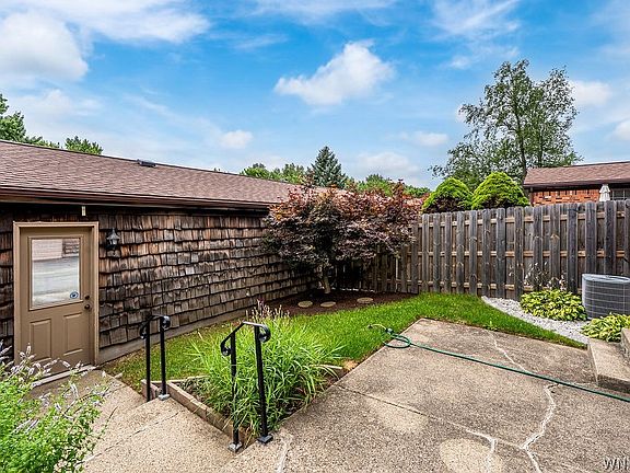 4th image of 255 Wedgewood Dr