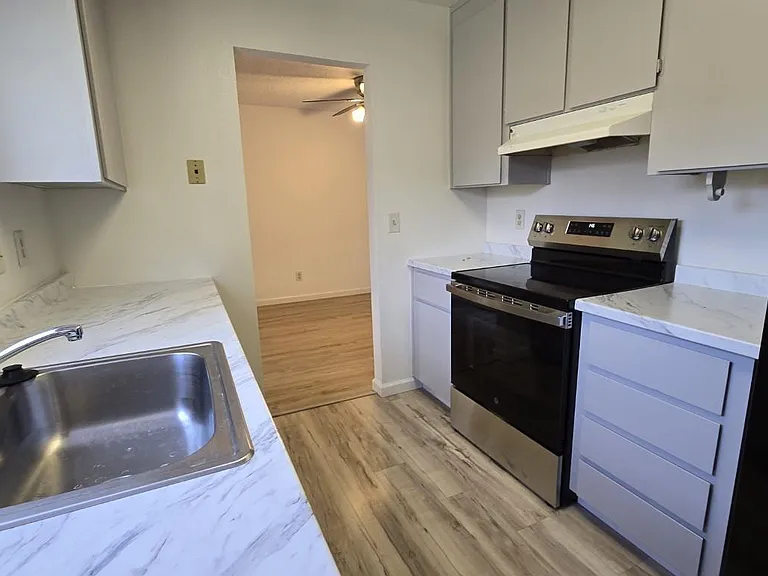 29011 Colony Ct — Photo 4