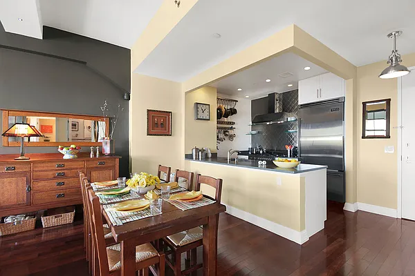 Sold by Corcoran | media 14