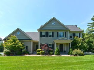 2 Ariana Ln, Norfolk, MA 02056