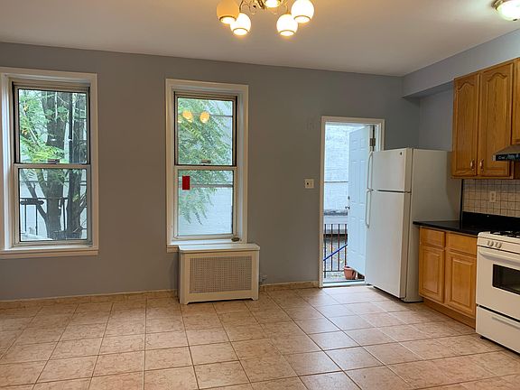 2nd image of 7819 17th Ave #2
