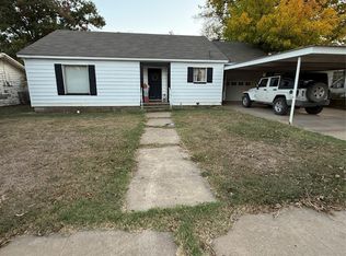 1107 W Cedar St, Coleman, TX 76834