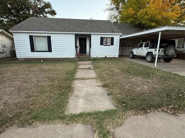1107 W Cedar St, Coleman, TX 76834
