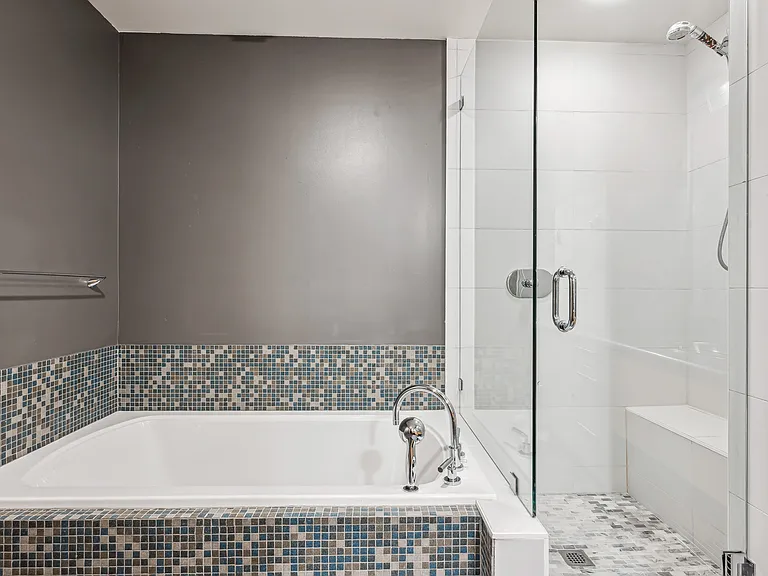1401 Wewatta St #210 — Photo 33