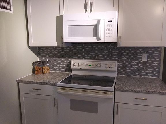 4th image of 3353 E Eve Dr