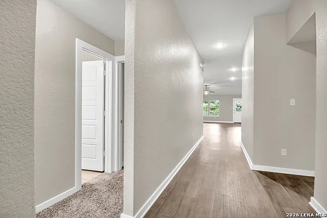 3 bed, 2.0 bath, 1991 sqft, $1,975 — Photo 4