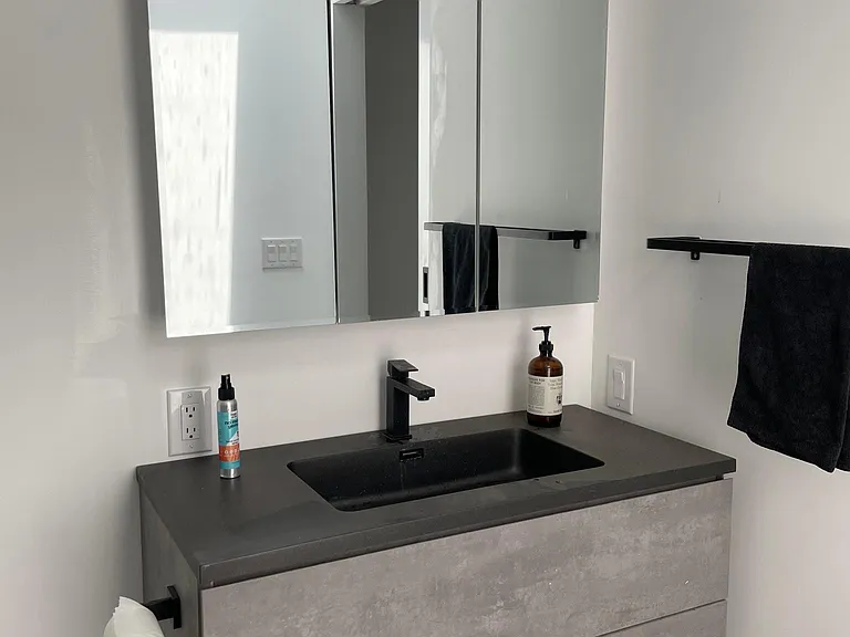 1330 S Sierra Bonita Ave — Photo 13