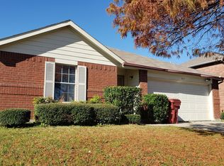 817 Preston Dr, Royse City, TX 75189