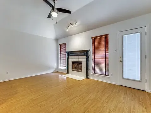 2600 Spring Rain Dr — Photo 4