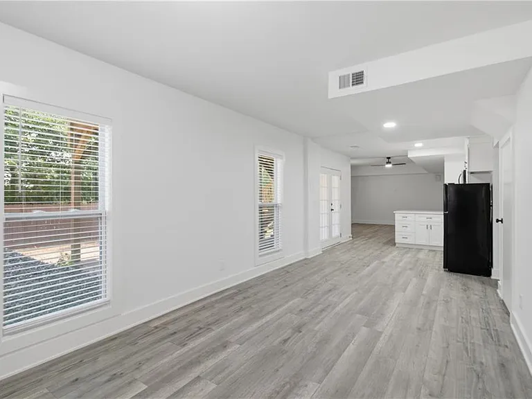 230 Pinebridge Ct — Photo 39