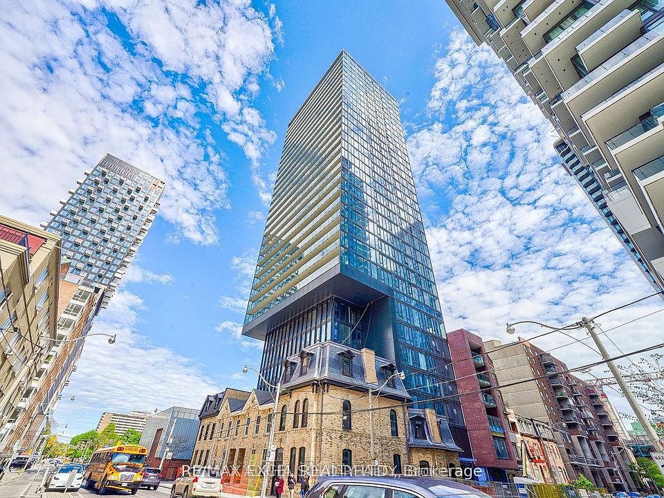 1st image of 47 Mutual St #1402