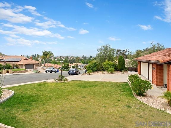 3rd image of 18081 Sencillo Dr