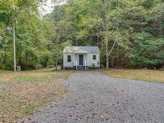 3rd image of 150 Slaters Creek Ln