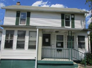 402 E Sycamore St, Mount Pleasant, PA 15666