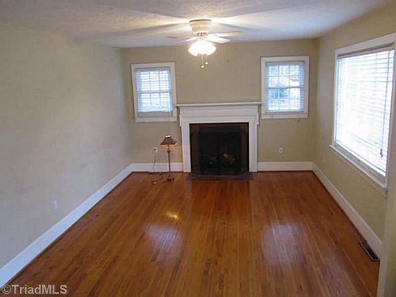 2nd image of 1114 Rosemont Dr