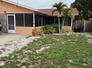 2913 40th Ave W, Bradenton, FL 34205