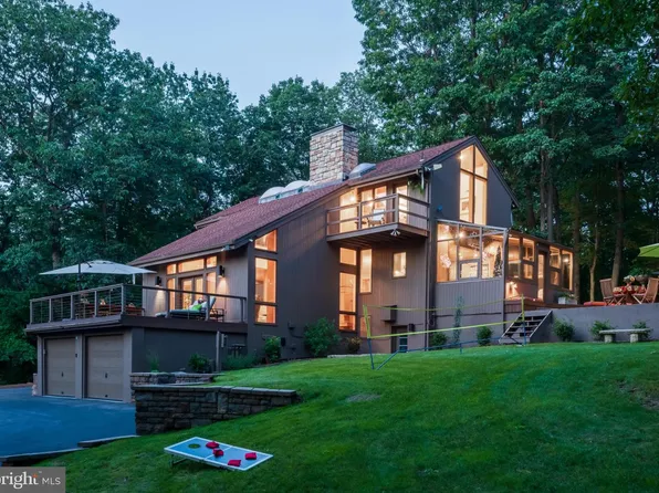 725 Laurel Ridge Rd, Reinholds, PA 17569