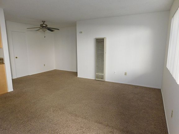 4th image of 7925 Stark Dr APT 5