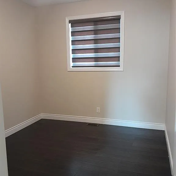 522 Lesperance Rd — Photo 10
