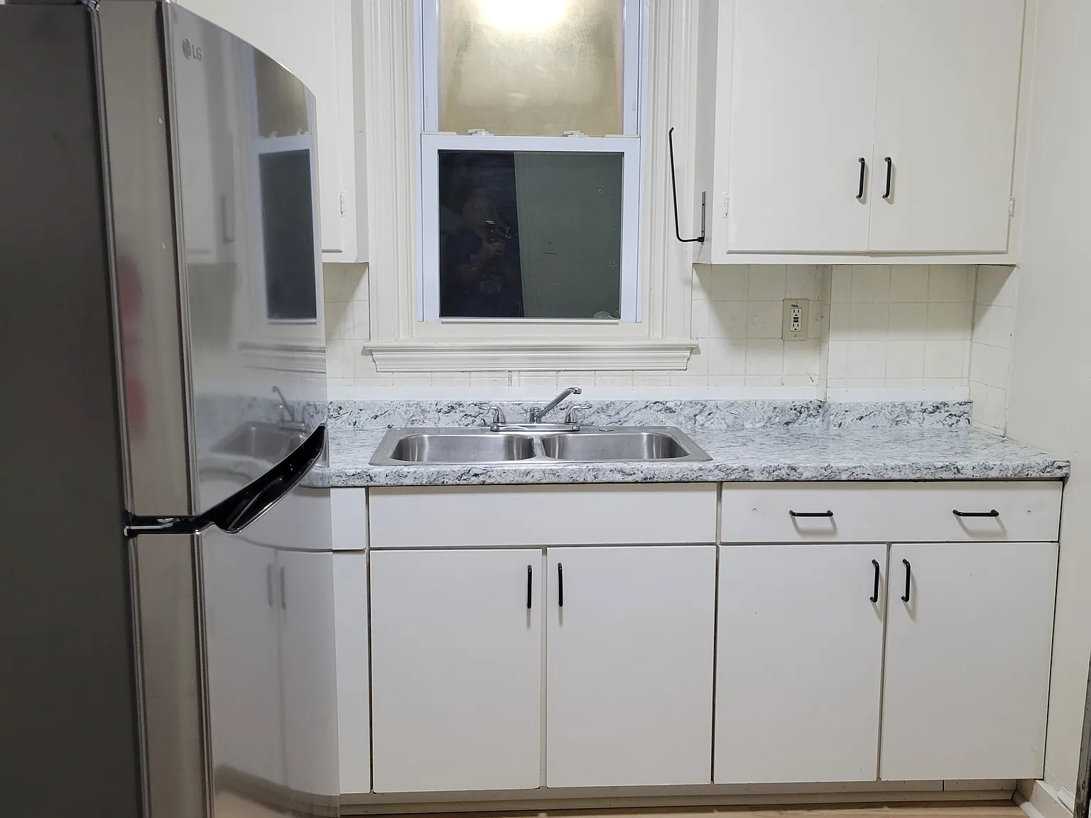 2 bed, 600 sqft, $1,575 — Photo 2