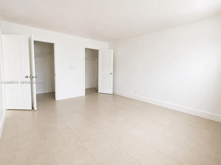 1855 NE 121st St #6 — Photo 6