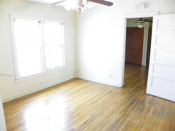 4th image of 520 N Central Ave