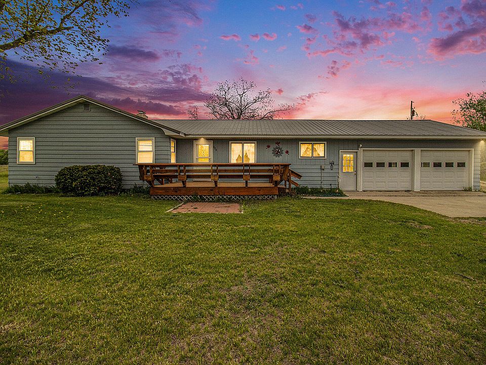 1st image of 826 W Shelby Rd