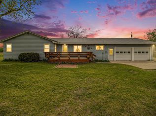 826 W Shelby Rd, Shelby, MI 49455